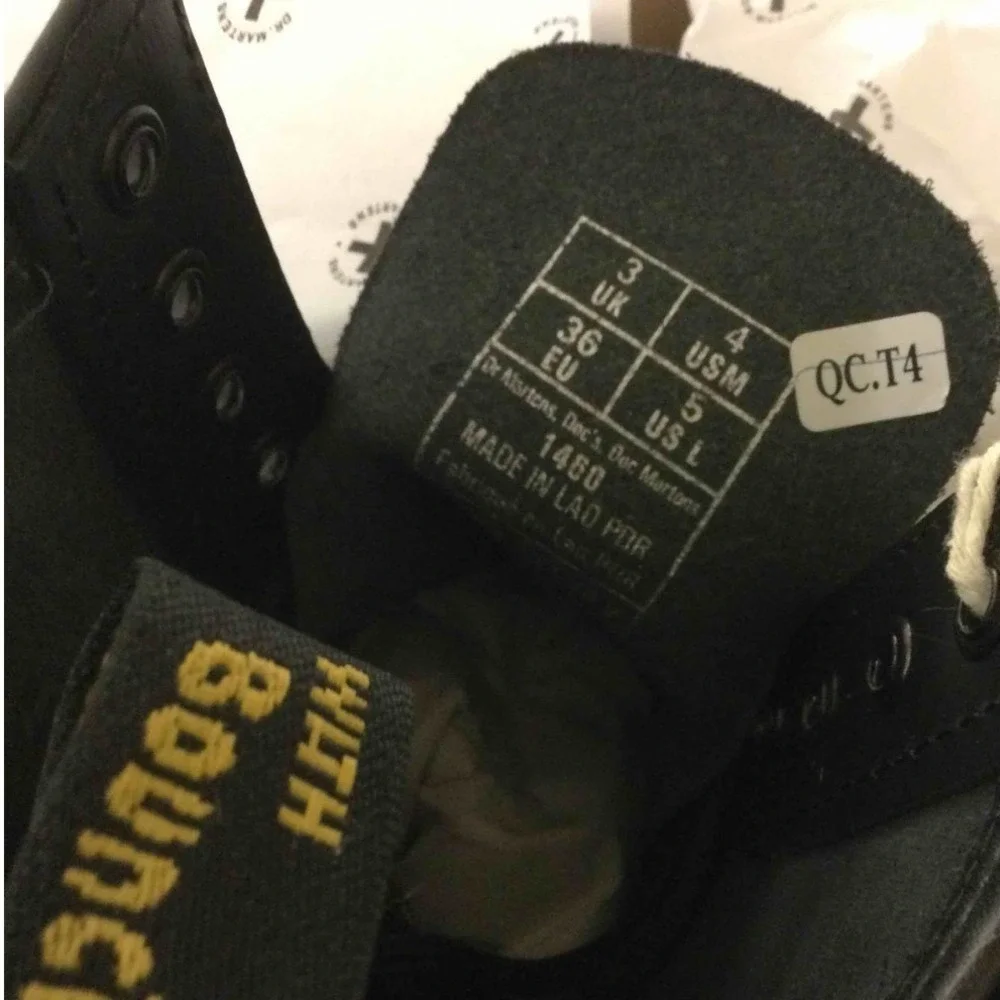 Dr Martens 1460 Black Leather Lace Up Boots Women Size 5 US - Picture 3 of 5